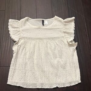 Divided Textured White Top